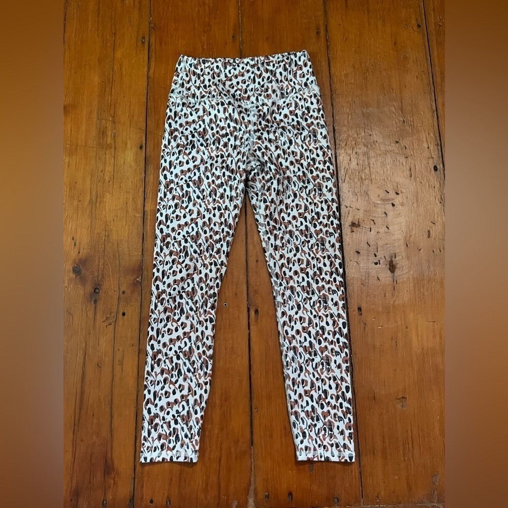 Anthropologie Daily Practice women’s yoga pants EUC size medium